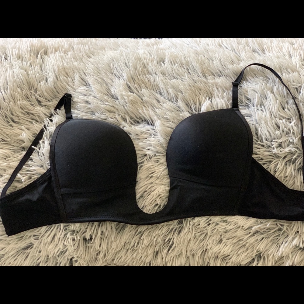 Fashion Nova V Bra